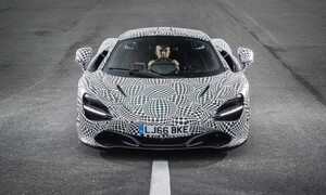 Novinky: McLaren ukazuje vývojový prototyp nadcházejícího hypersportu