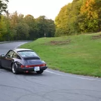 Porsche 911 3.0 SC: Když řízení je umění
