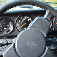 Porsche 911 3.0 SC: Když řízení je umění
