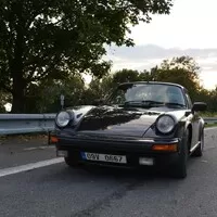 Porsche 911 3.0 SC: Když řízení je umění