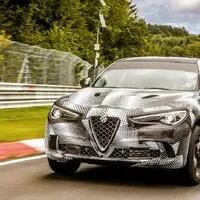 Alfa Romeo Stelvio a rekord Nürburgringu – nevodí nás někdo za nos?