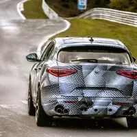 Alfa Romeo Stelvio a rekord Nürburgringu – nevodí nás někdo za nos?