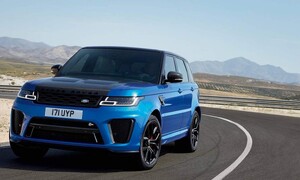 Novinky: Range Rover Sport SVR po faceliftu s karbonovou kapotou