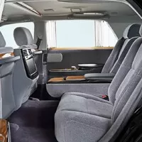 Nová Toyota Century je venku. Císař a bossové Jakuzy se už jistě těší
