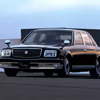 Nová Toyota Century je venku. Císař a bossové Jakuzy se už jistě těší