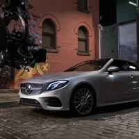 Hrdinové Ligy spravedlnosti se budou po plátně prohánět v Mercedesech