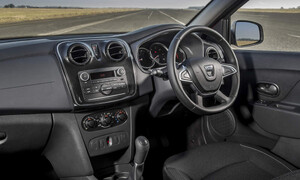 Novinky: Dacia vyhlašuje válku zbytečnostem v autě