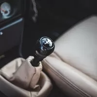 Opel Calibra 2.0 Turbo 4x4: Stroj času | Za volantem