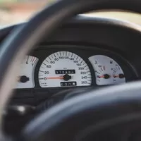 Opel Calibra 2.0 Turbo 4x4: Stroj času | Za volantem