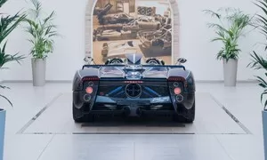 Novinky: Už i Pagani spouští vlastní renovační program pro svá starší auta