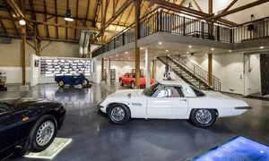 Autíčkář na cestách: Muzeum Mazd podivných i úžasných
