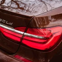 BMW 750 Ld xDrive: Služební expres spořivého plutokrata