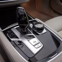 BMW 750 Ld xDrive: Služební expres spořivého plutokrata