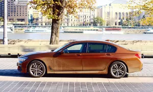 BMW 750 Ld xDrive: Služební expres spořivého plutokrata