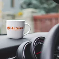 Vychutnejte si kafe nebo čaj ze stylového hrnku od Autíčkáře!
