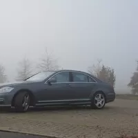 Mercedes S500L 4 Matic AMG – Sladký život šéfa podsvětí