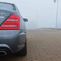 Mercedes S500L 4 Matic AMG – Sladký život šéfa podsvětí