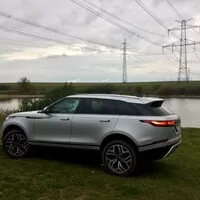 Range Rover Velar D240 SE: Nové vtělení terénní legendy