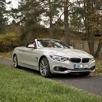 BMW 435d xDrive Cabrio: Nebe nad hlavou, diesel pod kapotou
