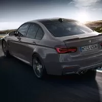 BMW přichází s odtučněnou, přiostřenou a špatně dostupnou M3 CS