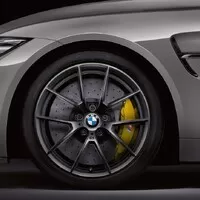BMW přichází s odtučněnou, přiostřenou a špatně dostupnou M3 CS