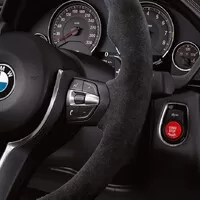 BMW přichází s odtučněnou, přiostřenou a špatně dostupnou M3 CS