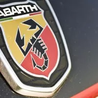 Abarth 595 Turismo vs. Mini JCW Cabrio: Roztomilé splašené nesmysly