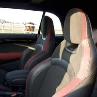 Abarth 595 Turismo vs. Mini JCW Cabrio: Roztomilé splašené nesmysly