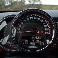 Abarth 595 Turismo vs. Mini JCW Cabrio: Roztomilé splašené nesmysly