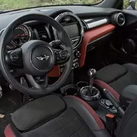 Abarth 595 Turismo vs. Mini JCW Cabrio: Roztomilé splašené nesmysly