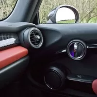 Abarth 595 Turismo vs. Mini JCW Cabrio: Roztomilé splašené nesmysly