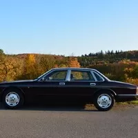 Jaguar XJ6 Sovereign (XJ40) – posel z budoucnosti