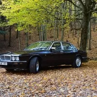 Jaguar XJ6 Sovereign (XJ40) – posel z budoucnosti