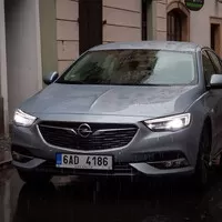 Opel Insignia 2.0 CDTI: Kompromis lepší než specialista?