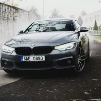BMW 440i xDrive M Performance: Když petrolhead není purista