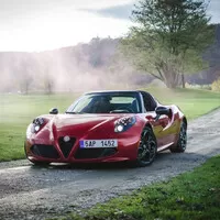 Alfa Romeo 4C Spider: Sveď mě šarmantní Italko!