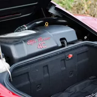 Alfa Romeo 4C Spider: Sveď mě šarmantní Italko!