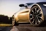 Nový Aston Martin Vantage je velmi rychlý, hodně hezký a strašně zelený