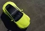 Nový Aston Martin Vantage je velmi rychlý, hodně hezký a strašně zelený