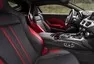 Nový Aston Martin Vantage je velmi rychlý, hodně hezký a strašně zelený