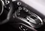 Nový Aston Martin Vantage je velmi rychlý, hodně hezký a strašně zelený