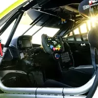 Po silničním modelu, přichází Aston Martin i s Vantage GTE