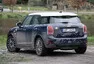 Mini Cooper S E Countryman All4 - Pohledem vesničana