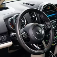 Mini Cooper S E Countryman All4 - Pohledem vesničana