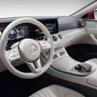 Nový Mercedes-Benz CLS je tady. O pohon se starají řadové šestiválce.