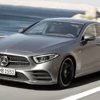 Nový Mercedes-Benz CLS je tady. O pohon se starají řadové šestiválce.