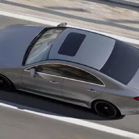 Nový Mercedes-Benz CLS je tady. O pohon se starají řadové šestiválce.