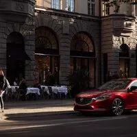 Mazda 6 po druhém faceliftu: Navenek se moc nezměnilo, pod kapotou o to víc