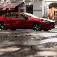 Mazda 6 po druhém faceliftu: Navenek se moc nezměnilo, pod kapotou o to víc