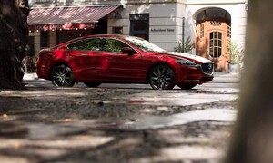 Novinky: Mazda 6 po druhém faceliftu: Navenek se moc nezměnilo, pod kapotou o to víc